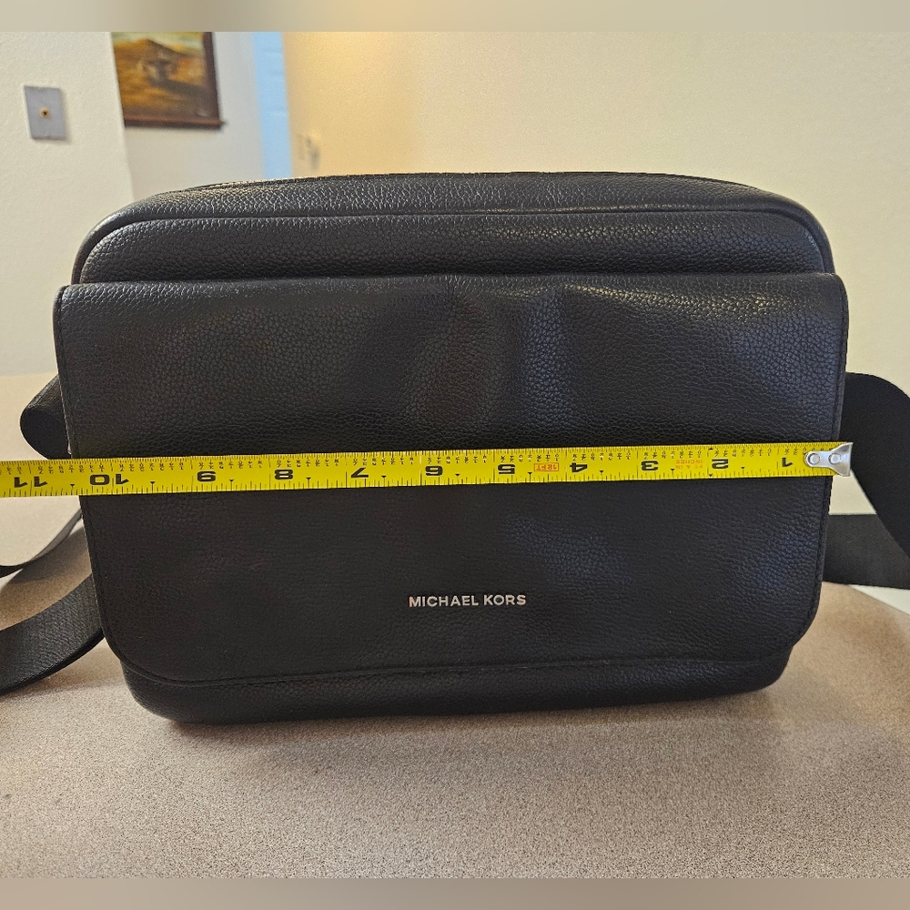 Unisex Michael Kors Cooper Black Pebbled Leather Messenger Bag Medium Crossbody - Picture 7 of 13